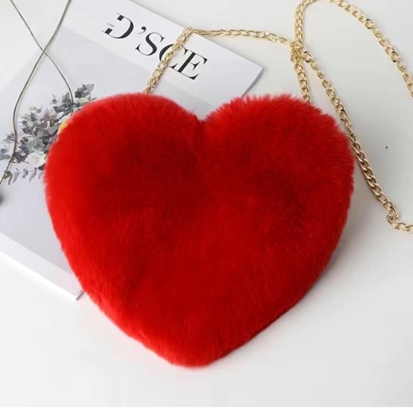 Red heart novelty purse - Picture 1 of 2